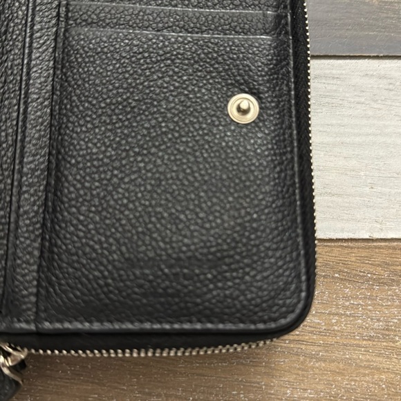 YSL Leather Compact Wallet. Black - Picture 3 of 11